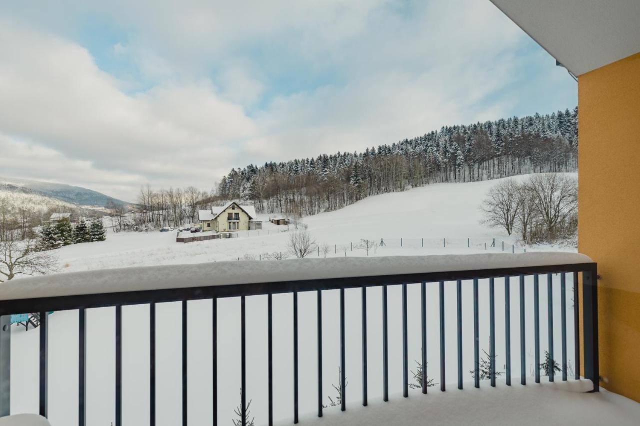 Szczyrk Ptasie Apartamenty Nowosc Z Widokiem Na Gory Exterior photo